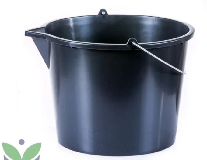 Plastikeimer mit Trichter 20L